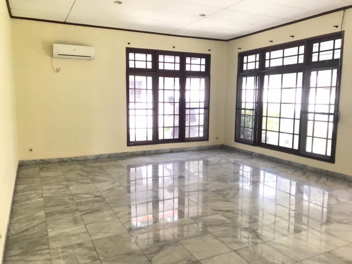 Rumah Disewakan di Kemang Jakarta Selatan